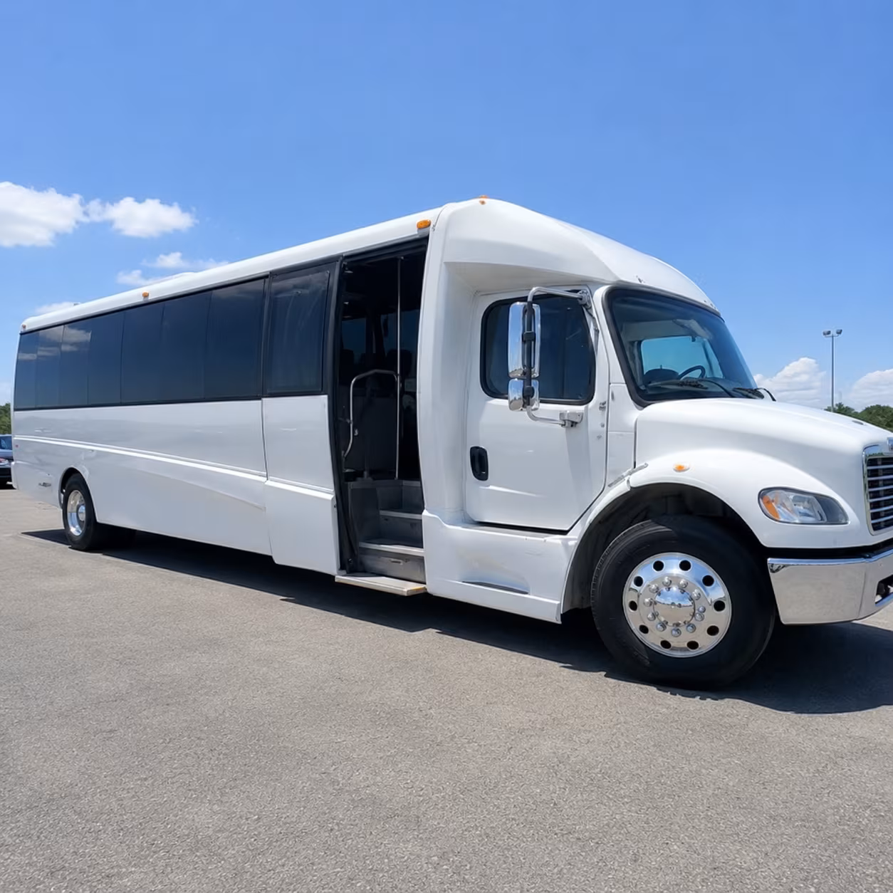 group tour buses and sightseeing transportation around greater boston