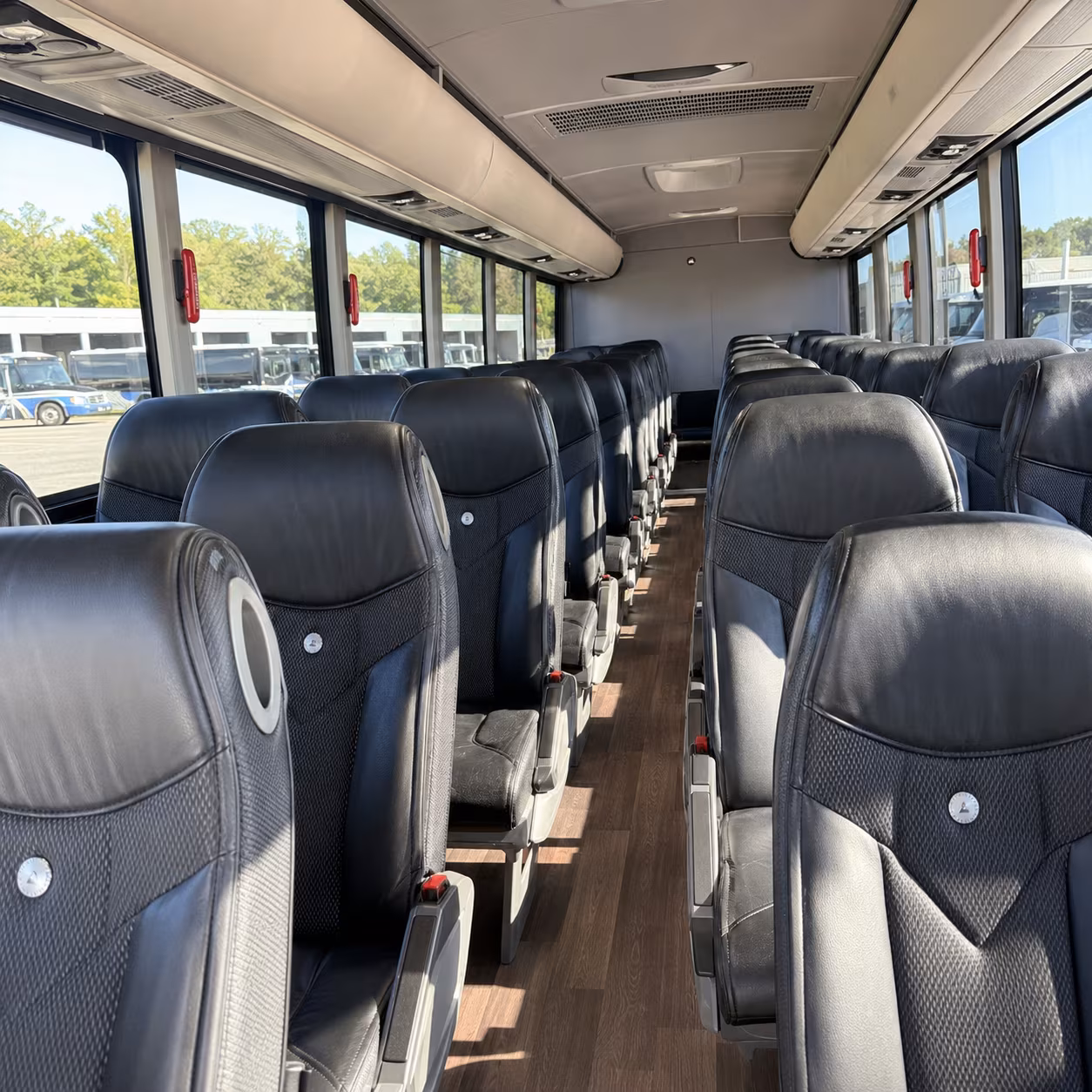 long distance bus trips from malden to washington d c and philadelphia