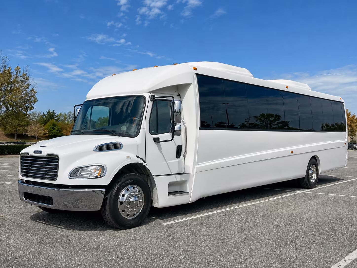 malden 30 passenger party bus