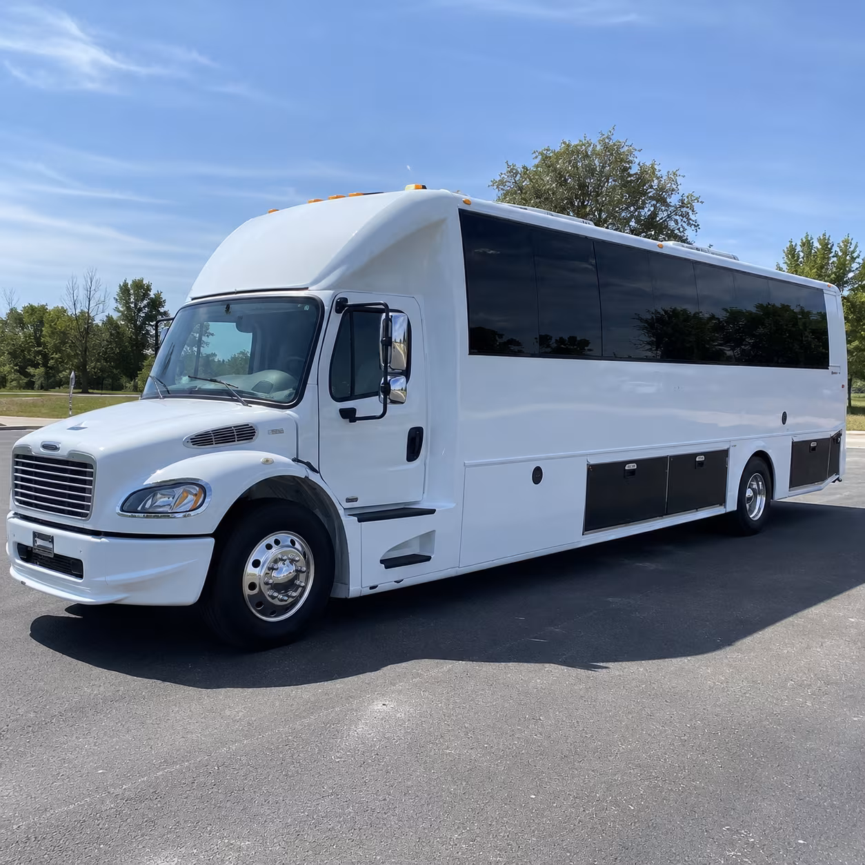 malden 40 passenger party bus