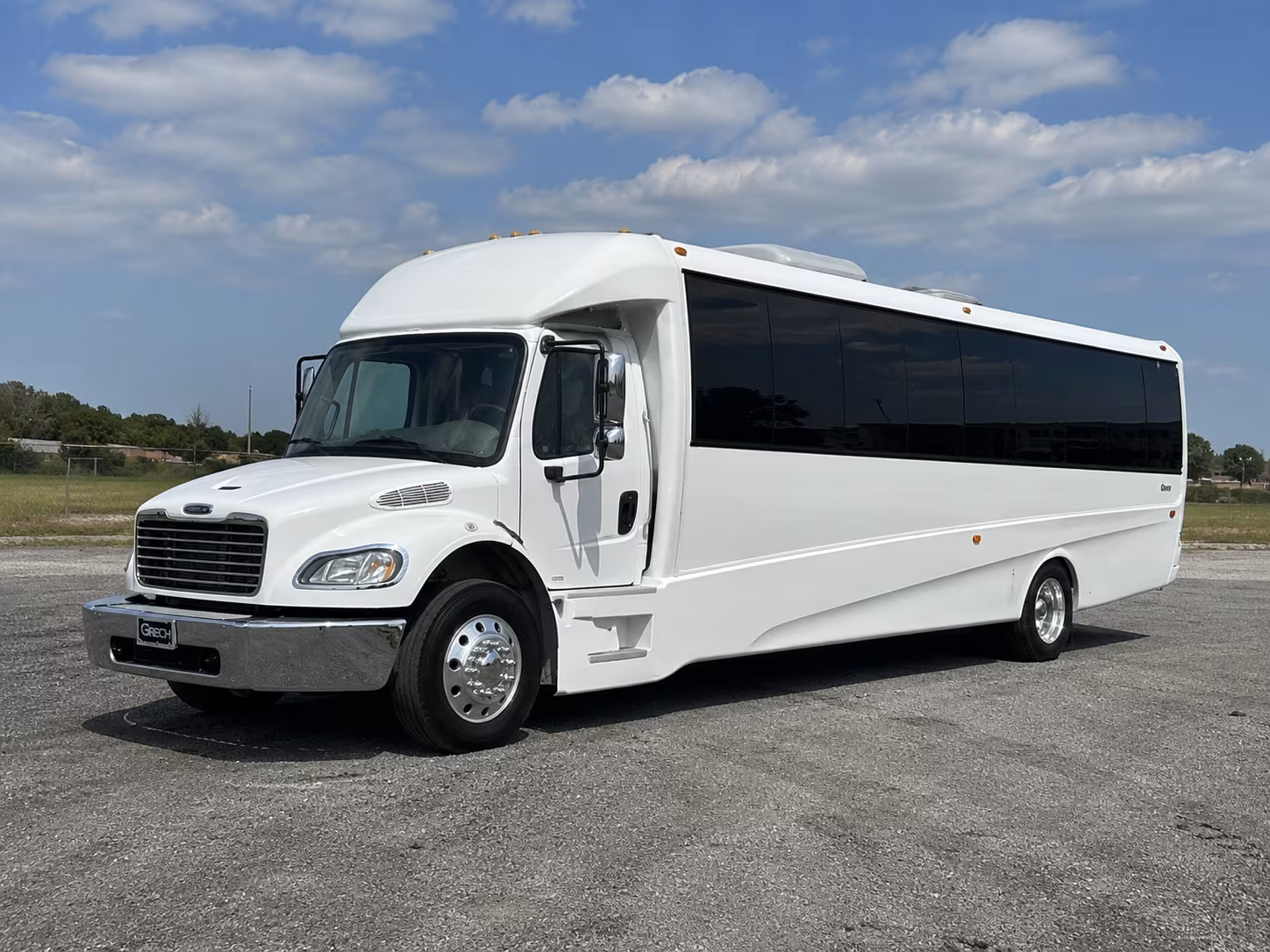 malden 50 passenger party bus