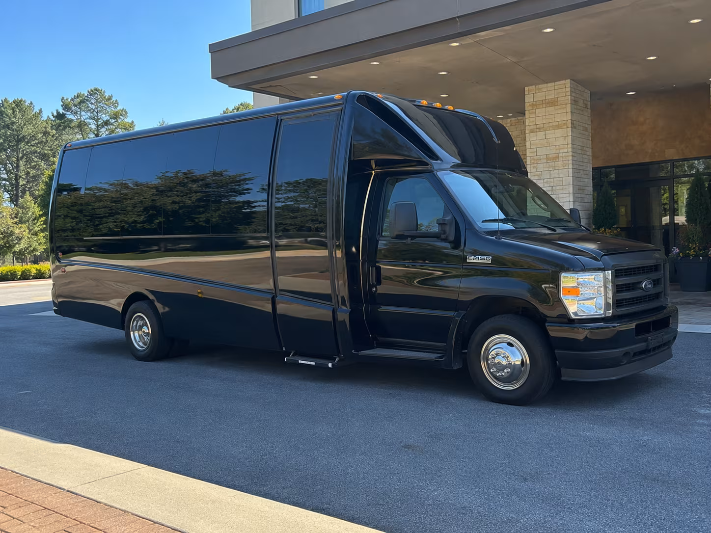 minibus rentals in malden for smaller prom groups