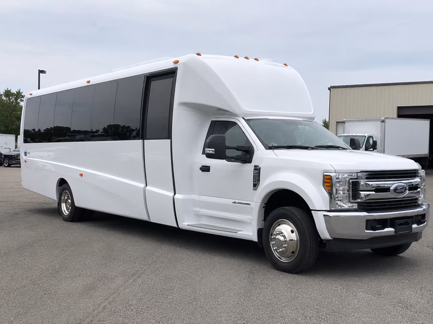 minibuses for malden field trips to tufts and local college campuses