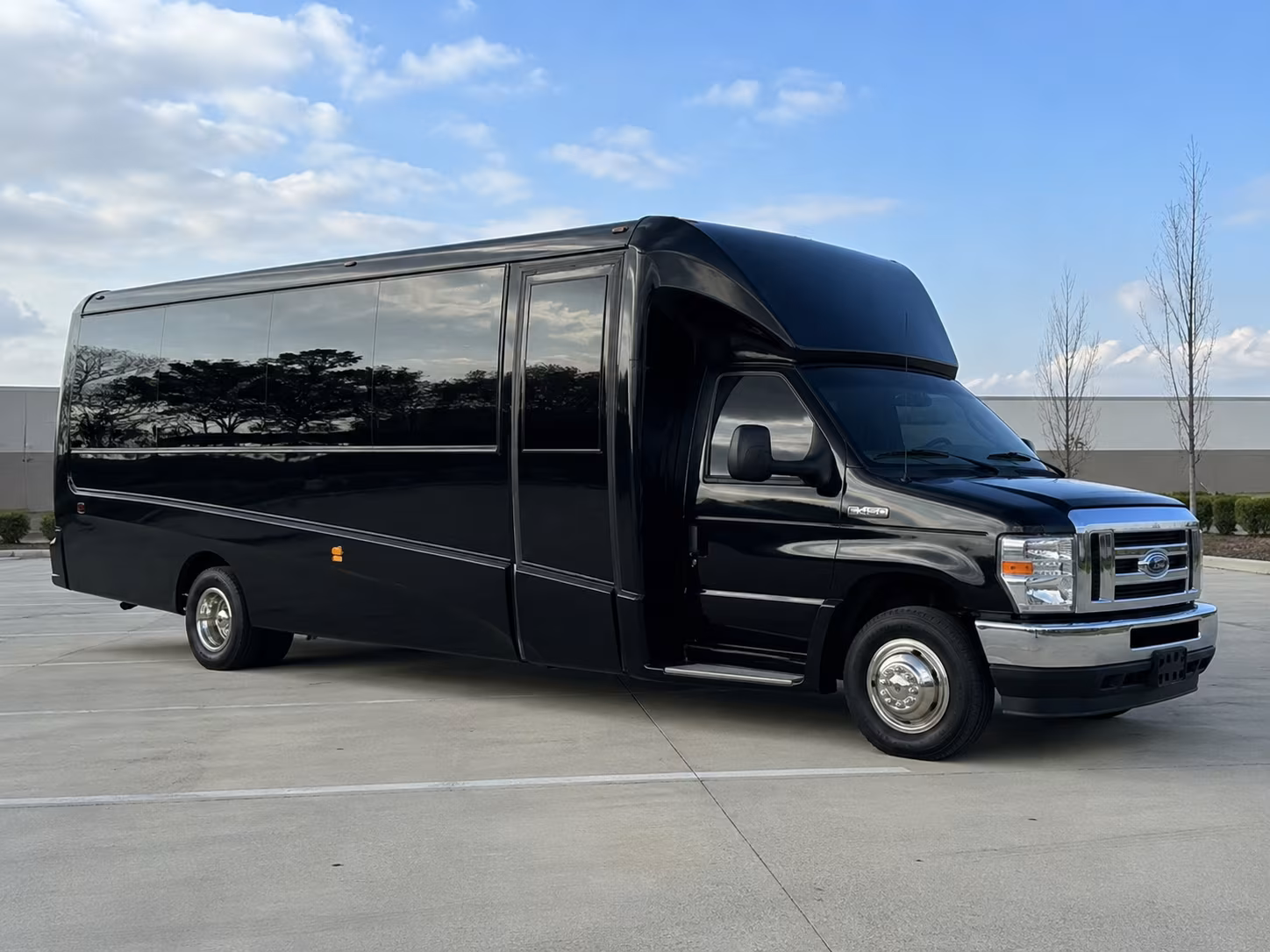 shuttle buses to mgm music hall at fenway and nearby boston venues